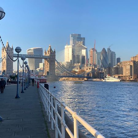 לונדון Entire Boat At St Katherine Docks 2 Available Select Using Room Options מראה חיצוני תמונה