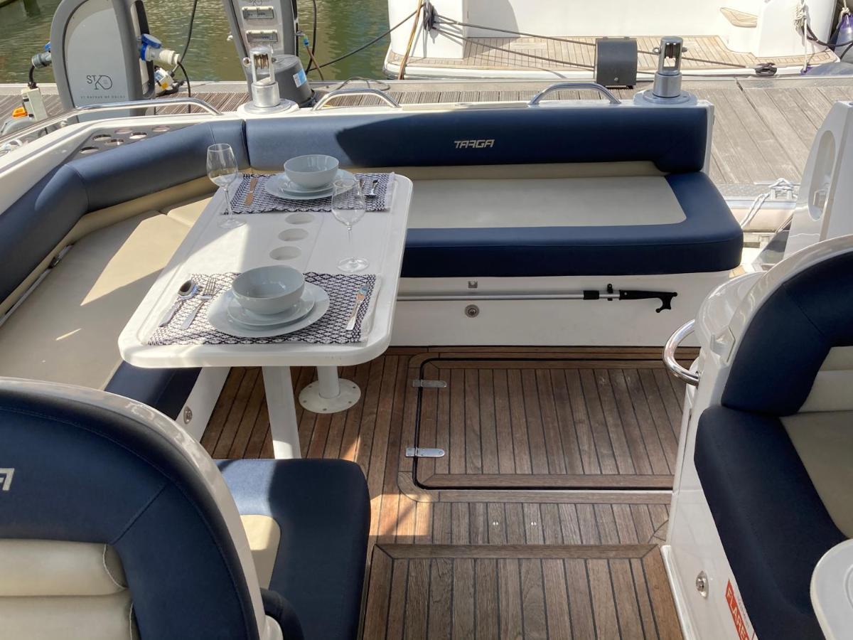 לונדון Entire Boat At St Katherine Docks 2 Available Select Using Room Options מראה חיצוני תמונה