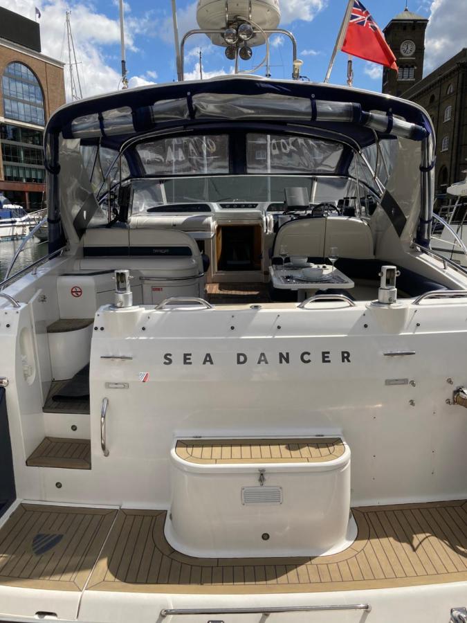 לונדון Entire Boat At St Katherine Docks 2 Available Select Using Room Options מראה חיצוני תמונה