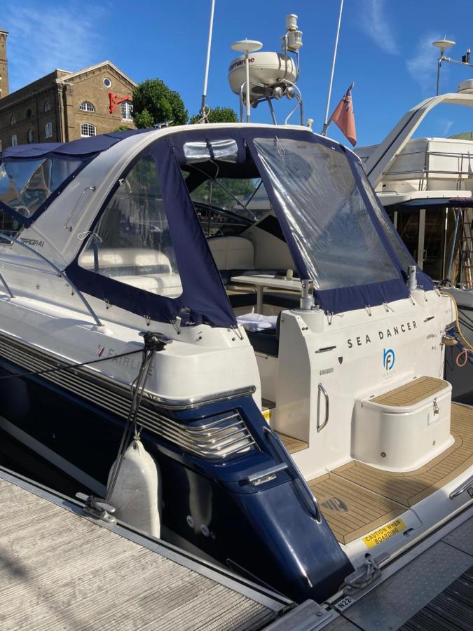 לונדון Entire Boat At St Katherine Docks 2 Available Select Using Room Options מראה חיצוני תמונה