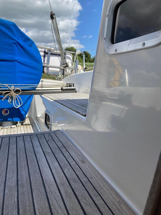 לונדון Entire Boat At St Katherine Docks 2 Available Select Using Room Options מראה חיצוני תמונה